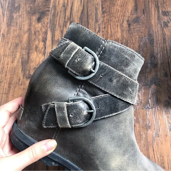 SOREL • Joan of Arctic Wedge II bootie buckle Quarry leather grey ankle short - Image 11