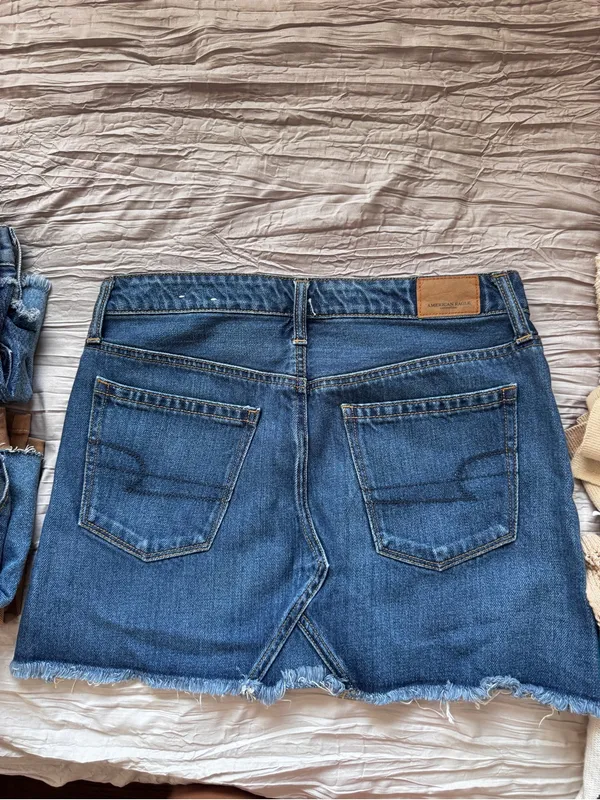 American Eagle Outfitters Dark Blue Distressed Denim Skort - Image 3