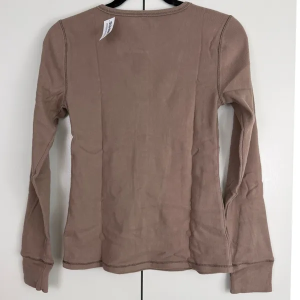 Old‎ Navy Cozy Snug Ribbed Henley Top Driftwood Brown Neutral Basics M NWT - Image 2