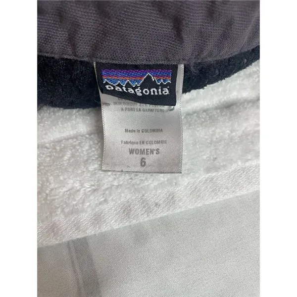 Patagonia Women’s Shorts Blackberry Size 6 - Image 4