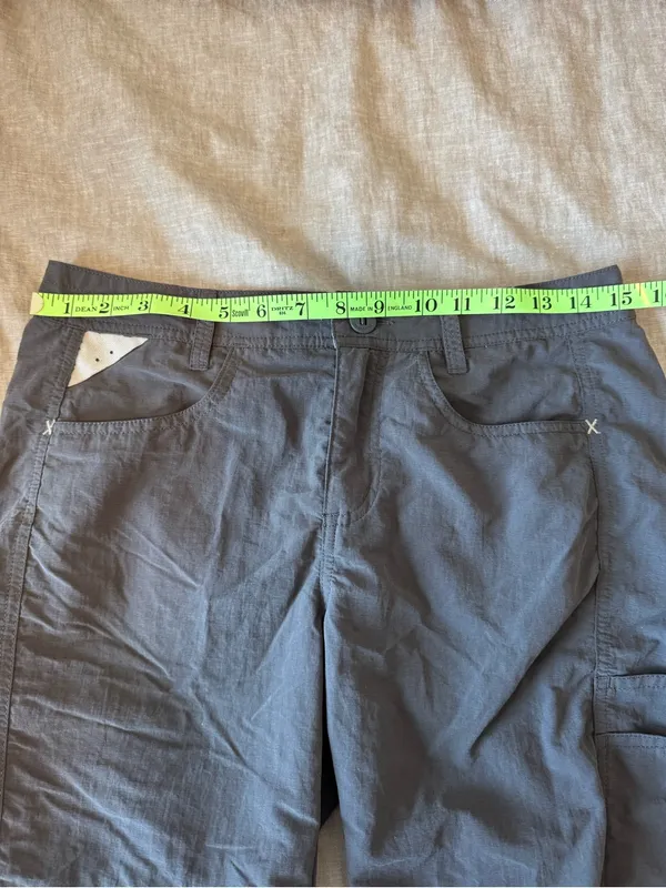 Patagonia Women’s Grey Hiking Shorts - Image 12