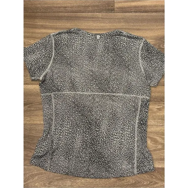Nike Women’s Black & White Printed Dri-FIT Tee Size XL - Image 3