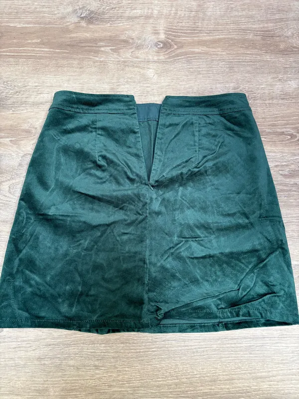 Loft Outlet Suede Green Skirt - Image 4