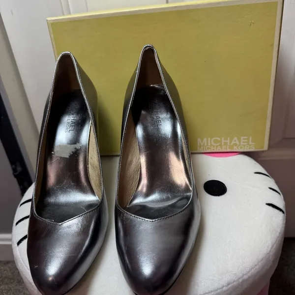 Michael Kors Elegant Silver Women's Heels - Image 5