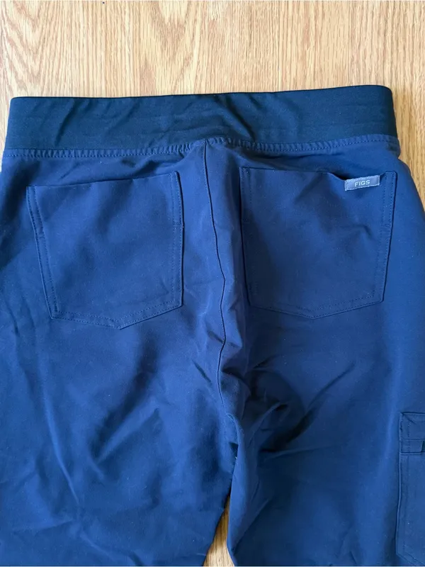 FIGS Limited Edition Women's Quiet Navy Zamora Jogger Scrub Pant - Image 8