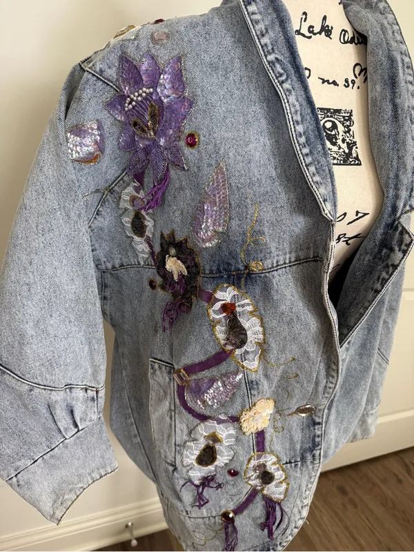 Apache by the west plus Denim Jean embellished Jacket very oversized small - Image 3
