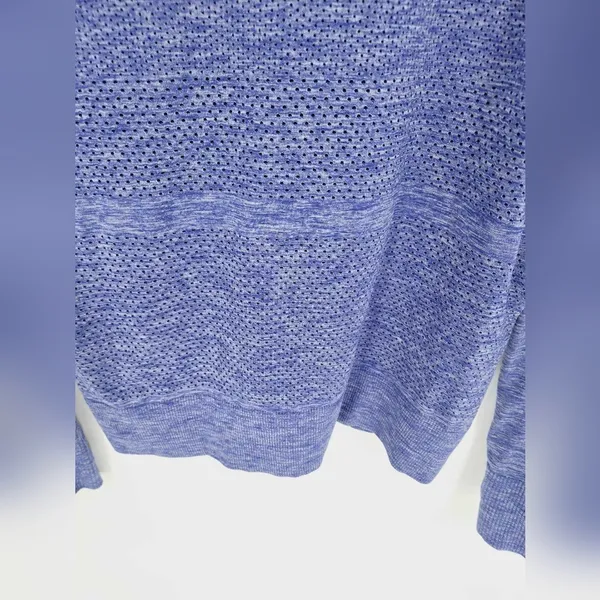 Lululemon Swiftly tech Blue Long Sleeve Size large - Image 6