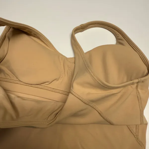 lululemon Womens Tank Top‎ Sz 4 Align Tan Cafe au Lait Pecan Padded - Image 5