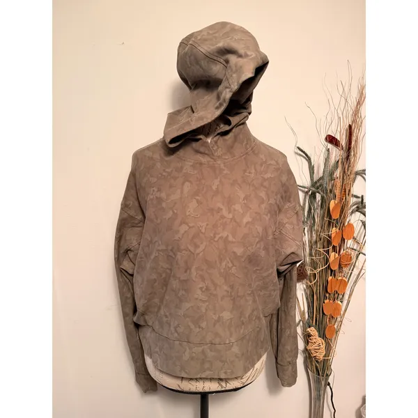 Athleta Camouflage Print Cropped Hoodie Sweatshirt‎ Women MT - Image 2