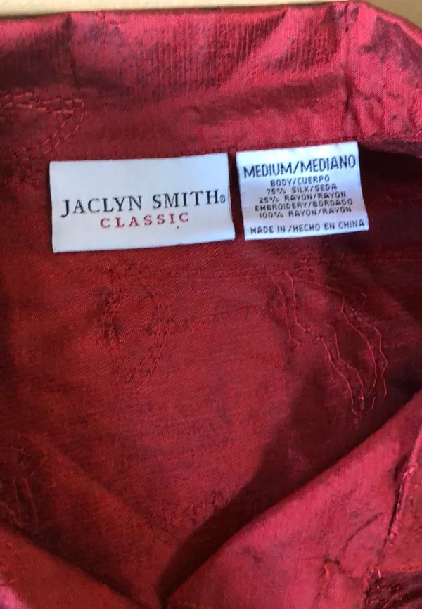 Jaclyn Smith Classic Red Button Down Shirt Medium - Image 7