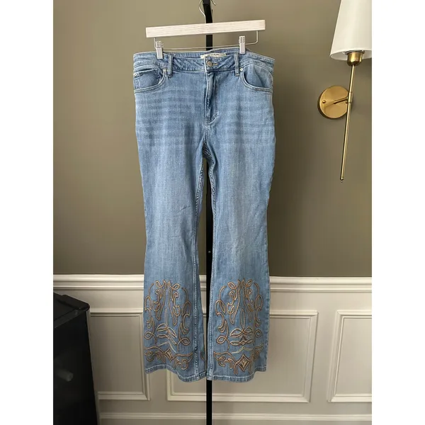 Idyllwind Rebel Light Wash Mid Rise Bootcut Embroidered Jean 14W x 34L - Image 2