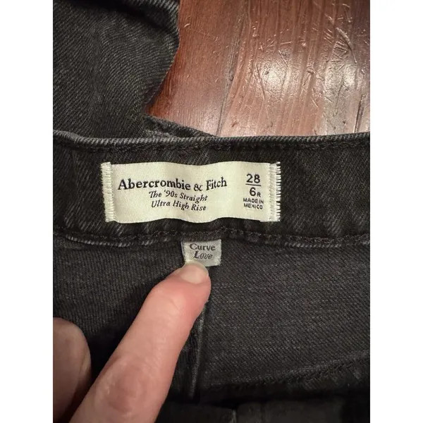 Abercrombie 90's Straight Ultra High Rise Curve Love Jeans Black Size 28 - Image 5