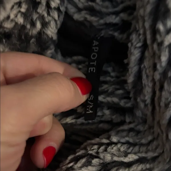 Capote Cowl Neck Fur Cape/Poncho Gray Size undefined - Image 2