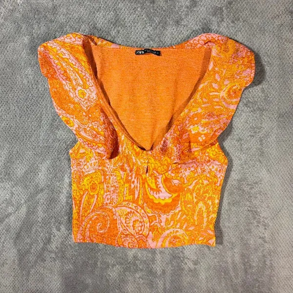 Zara Small Orange Pink Paisley Knit Crop Top Deep V Neck Cap Sleeve Ruffle Neck - Image 2