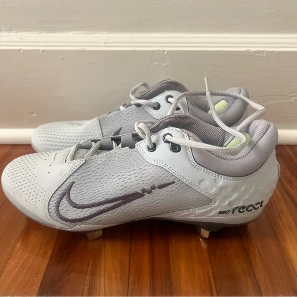 Nike Women’s Hyperdiamond 4 Elite Softball Cleats Wolf Gray size 10 - Image 4