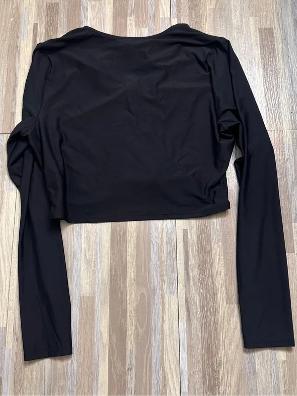 CALIA by Carrie Underwood Black Long-Sleeve Ruched Front Swim Coverup Crop - Image 8