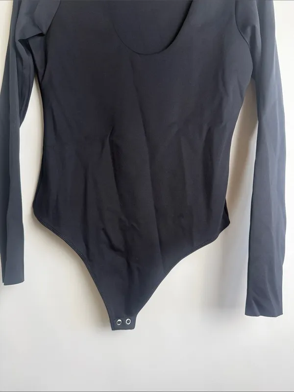 Good American Scuba Scoop Neck Bodysuit in Black Size Large - Image 5