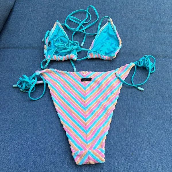 Triangl Bikini - Image 3