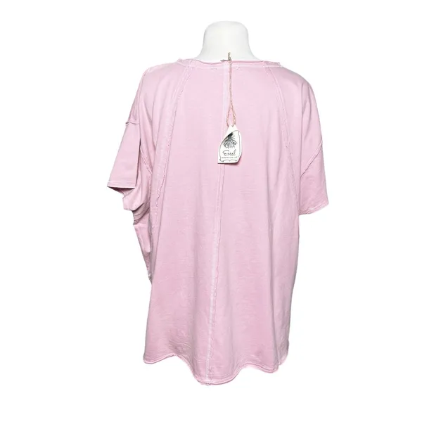 NWT EASEL Women’s Boho Pink Floral Patchwork Appliqué Pocket Tshirt - Image 5