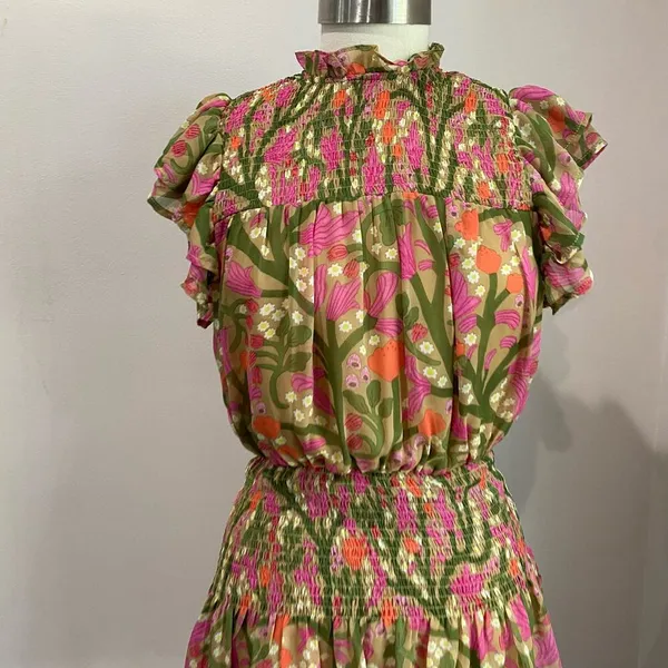 Entro Saturday In The Park Floral Mini Smocked Dress Size Small - Image 5