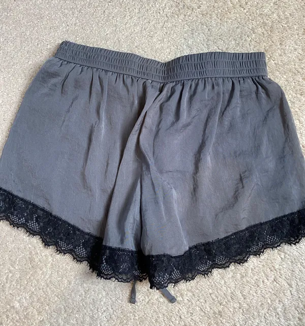 Hollister Shorts - Image 2