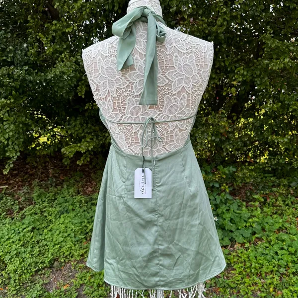 Le Lis Light Olive Green‎ Avaya Halter Satin Mini Dress Sz M Party Nightclub NWT - Image 4