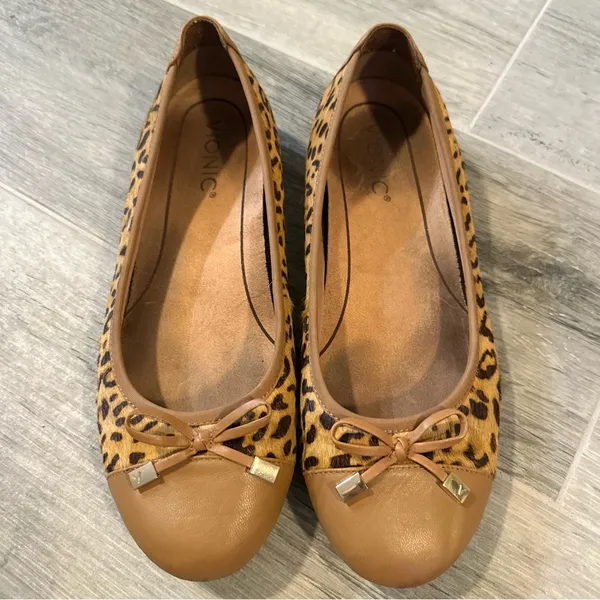 Vionic Orthaheel Minna Leopard Print Calf Hair Beige Leather Ballet Flats US 8 - Image 2