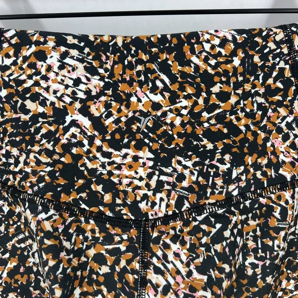 Old Navy Active Powersoft Leggings Womens Medium Multi Animal Print‎ Training - Image 6