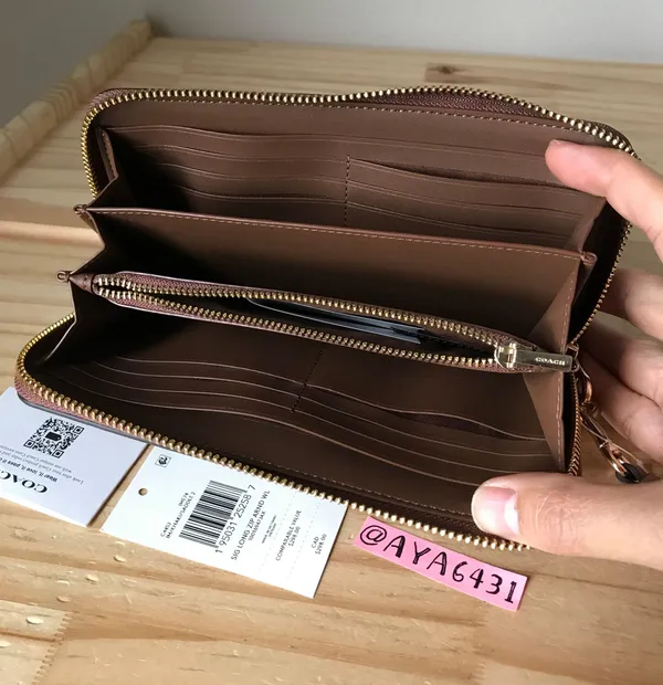 Coach Wallet - Image 5