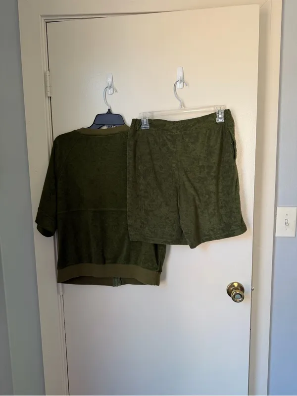 Out From Under Urban Outfitters terry cloth two-piece set - Image 5