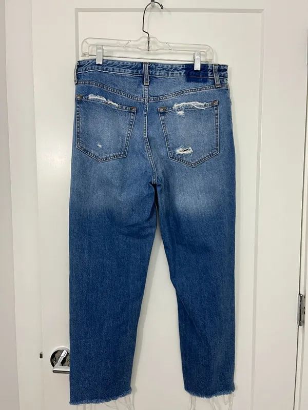 Abercrombie & Fitch Size 30 (10R) Annie High Rise Girlfriend Jeans - Image 2