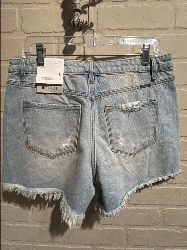 Kancan Distressed Denim Women Shorts NeW large - Image 4