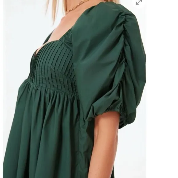 Hyacinth House Tuckernuck Sasha Mini Emerald Green Puff Sleeve Babydoll dress M - Image 3