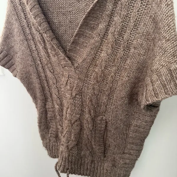 american eagle XS/S Short Sleeve Hooded Sweater Wool Alpaca Cable Knit Relaxed - Image 4