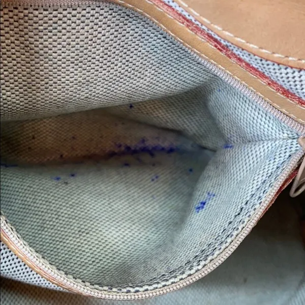 Dooney & Bourke Vintage Signature Leather Purse - Image 11