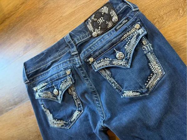 Miss Me Y2K Inspired Embellished Back Pocket Straight Jeans in Blue Wash size 28 - Image 8