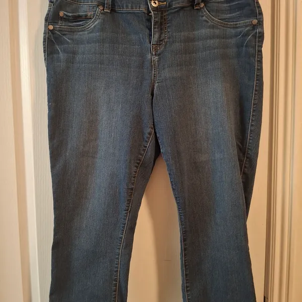 Torrid Sz 18 Blue Women's Capri Jeans - Image 5