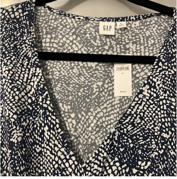 Gap Women’s Romper - Image 2