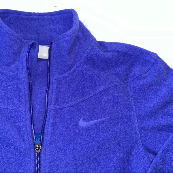 Nike therma fit purple jacket - Image 2