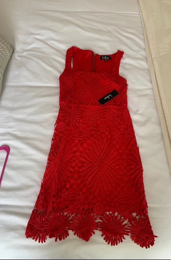 Red Lulus Dress Mini - Image 4