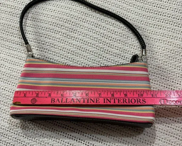 Kate Spade New York – Shoulder Bag Stylish handbag with a vibrant striped print. - Image 4