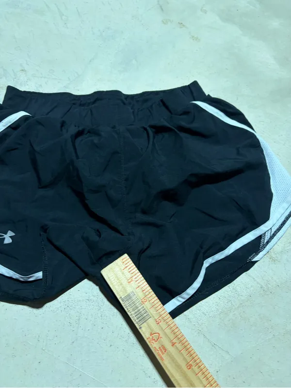 Under Armour Black Women's Athletic Shorts with White Trim small - Image 3