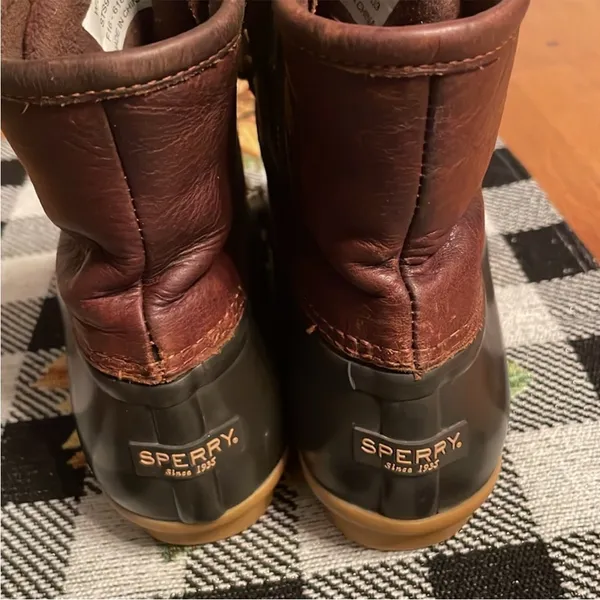 Sperry Brown and Black Winter Boots - Image 6