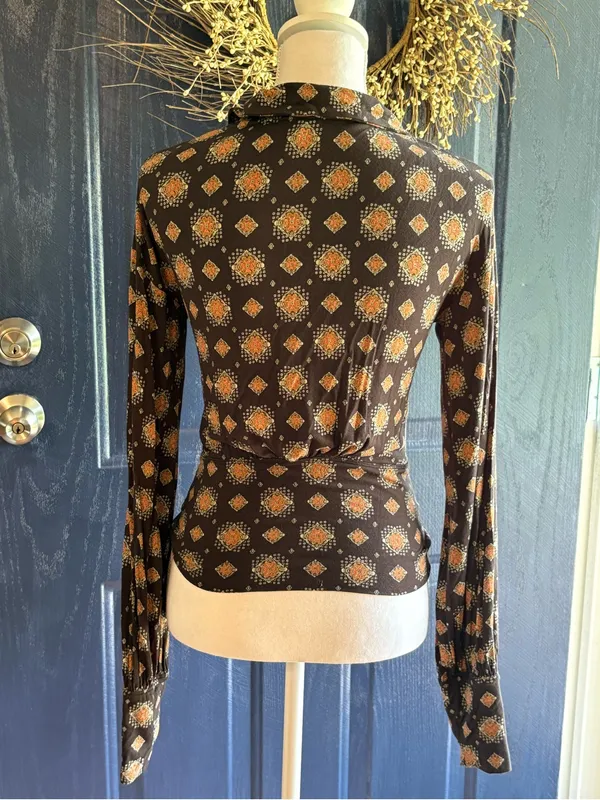 Free People Sydney’s Printed Top size Medium retro, geometric print. - Image 5