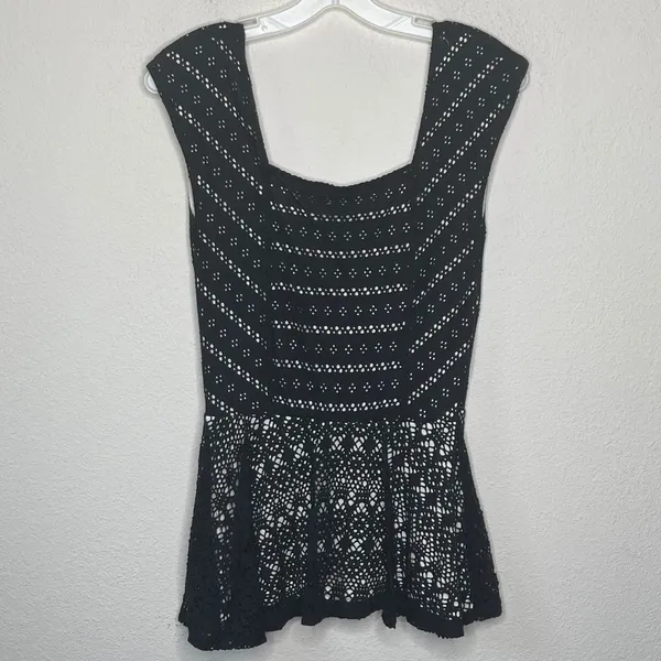 Postage Stamp Anthropologie Top‎ - Image 4