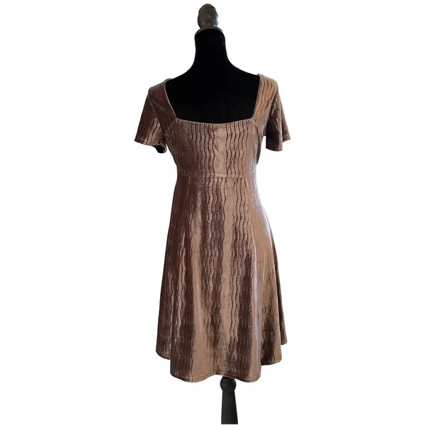 Mauve Gret Crushed Velvet Babydoll Dress Short Sleeve Mini Loveriche Romantic - Image 3