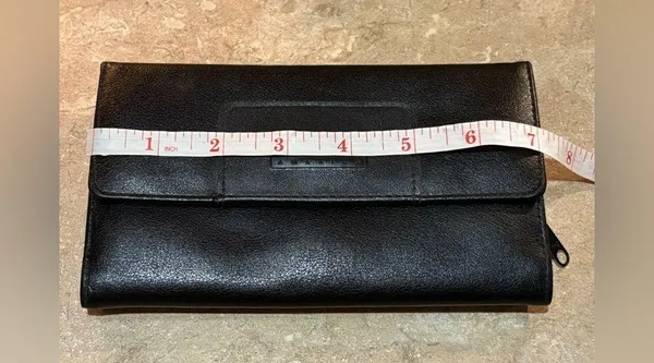 Perry Ellis Black Leather Wallet Sleek Minimalist Design - Image 16