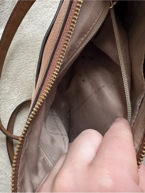Michael Kors Tan and Cream Logo Crossbody Bag - Image 5