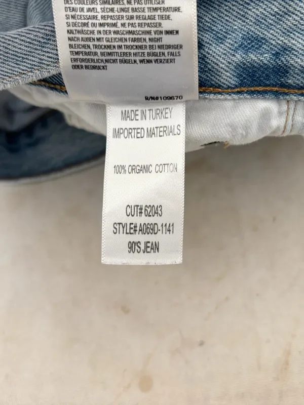 Agolde 90's Mid Rise Loose Fit Jeans in Snapshot - Image 6