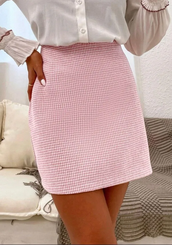 Houndstooth Pink Mini Skirt - Image 2
